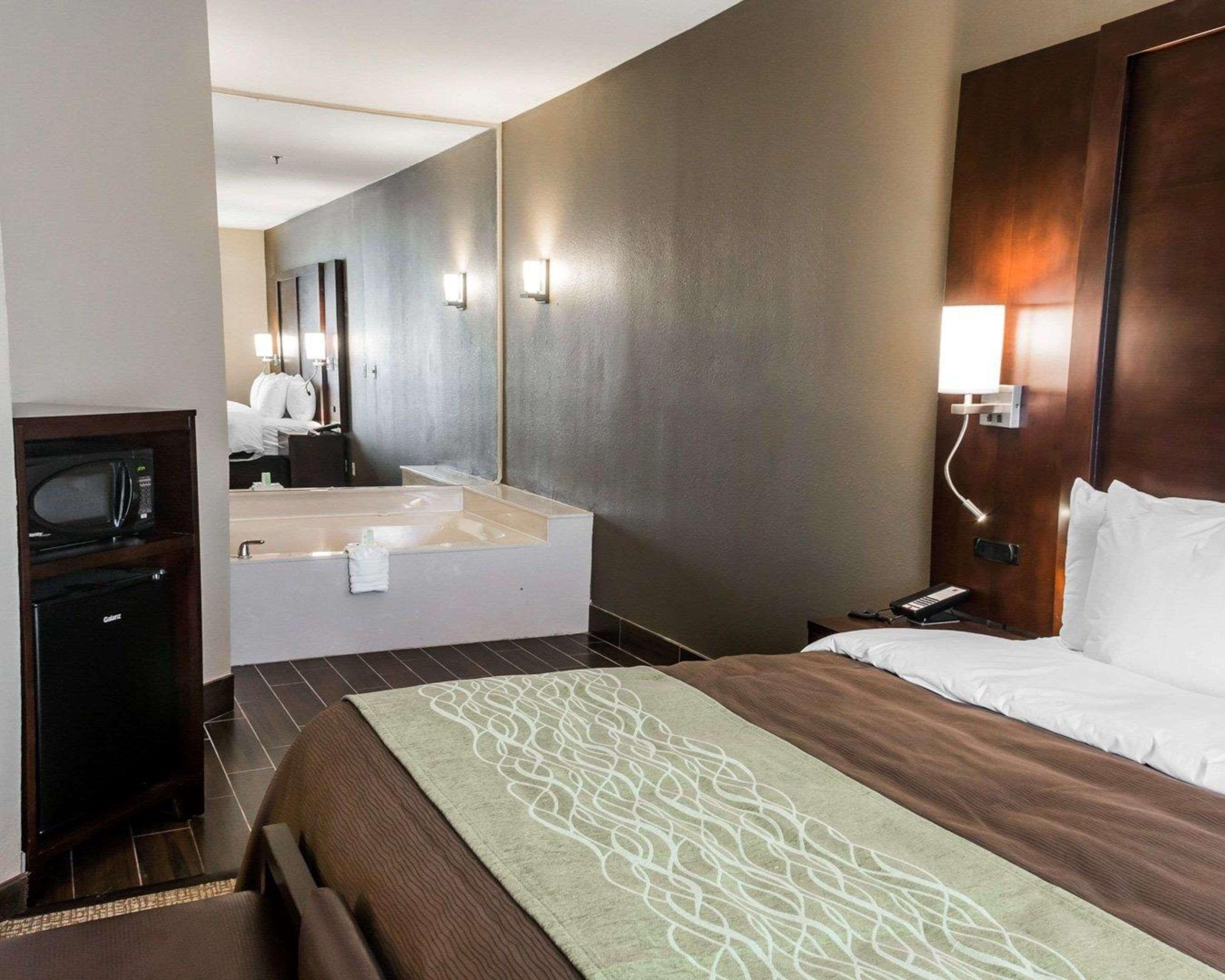 Comfort Inn & Suites Pharr/Mcallen מראה חיצוני תמונה